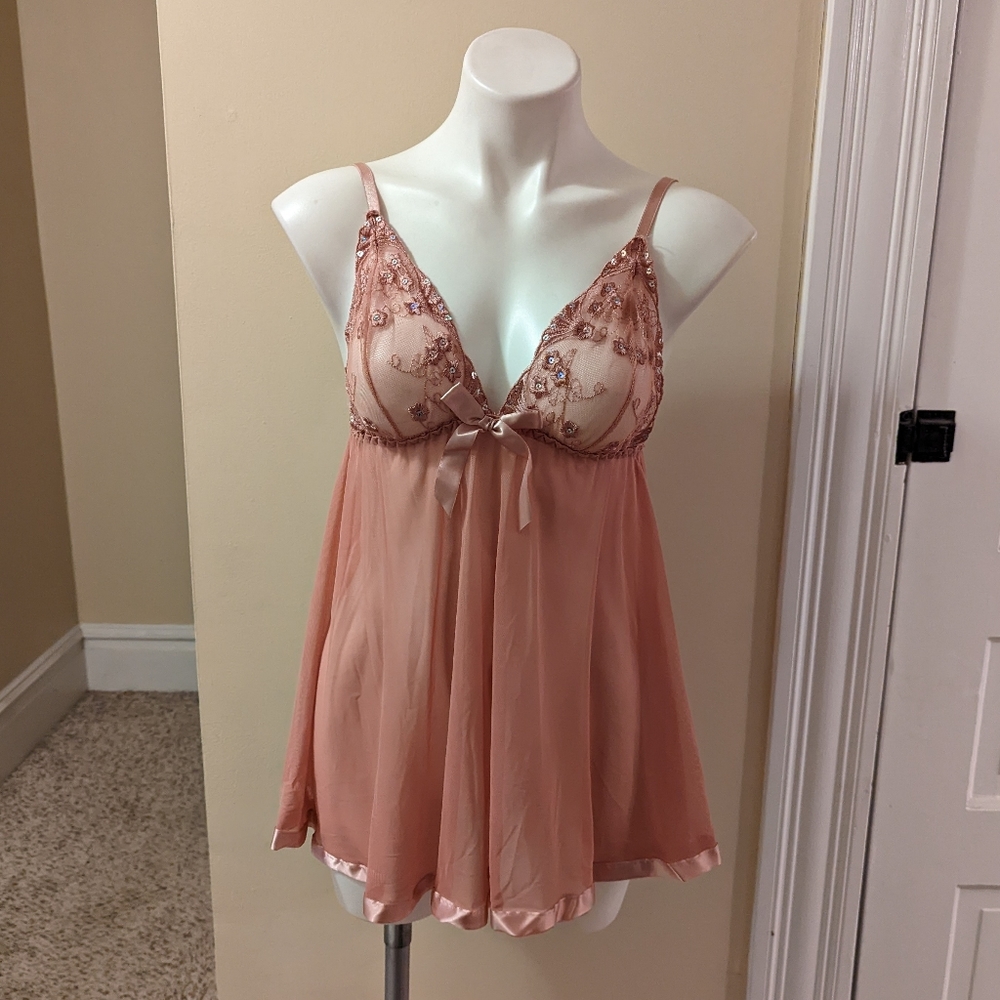 Spree dusty pink baby doll lingerie with sequins and satin trim size small
